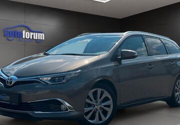 Toyota Auris Touring Sports 81.800 km 15.990 &euro; Stockstadt am Rhein 64589