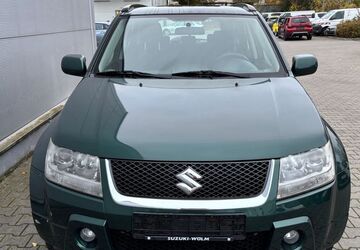 Suzuki Vitara 180.000 km 3.799 &euro; Wiesbaden 65201