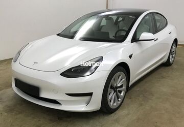 Tesla Model 3 42.085 km 29.042 &euro; Eschborn 65760