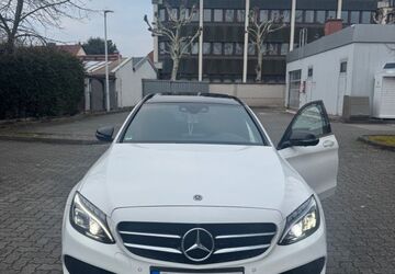 Mercedes-Benz C 250 210.000 km 15.600 &euro; Gross Gerau 64521