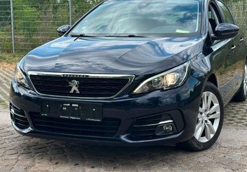 Peugeot 308 92.900 km 8.999 &euro; Mainz 55128