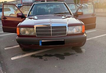 Mercedes-Benz 190 159.000 km 6.000 &euro; Eschborn 65760