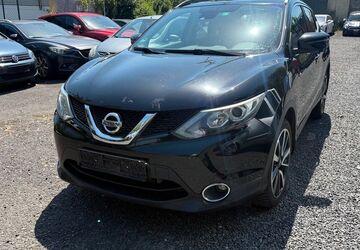 Nissan Qashqai 97.000 km 10.999 &euro; Wiesbaden 65197
