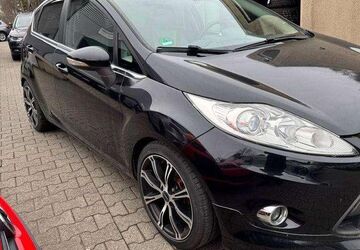 Ford Fiesta 124.900 km 5.199 &euro; Eppstein 65817