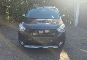 Dacia Lodgy 124.000 km 5.600 &euro; Wiesbaden 65203