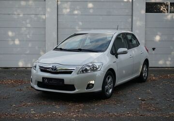 Toyota Auris 133.470 km 8.650 &euro; Groß-Gerau 64521