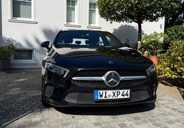 Mercedes-Benz A 180 63.000 km 17.950 &euro; Wiesbaden 65191