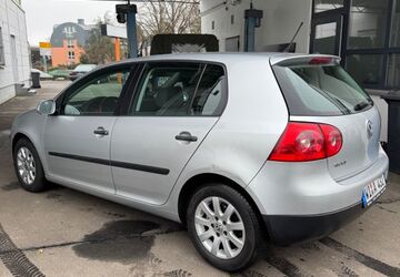 VW Golf 197.000 km 1.499 &euro; Mainz-Kastel 55252