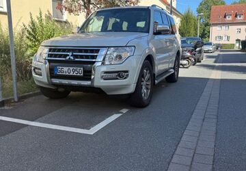 Mitsubishi Pajero 129.000 km 26.900 &euro; Gustavsburg 65462