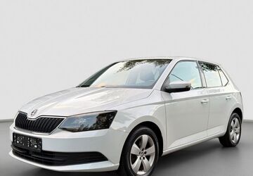 Skoda Fabia 122.000 km 7.900 &euro; Hofheim am Taunus 65719