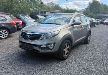 Kia Sportage 112.000 km 9.999 &euro; Wiesbaden 65197