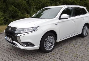 Mitsubishi Plug-in Hybrid Outlander 65.000 km 18.900 &euro; Waldems 65529