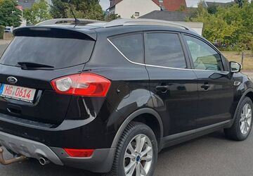 Ford Kuga 124.588 km 8.500 &euro; Kronberg 61476