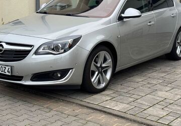 Opel Insignia 215.000 km 8.390 &euro; Bischofsheim 65474