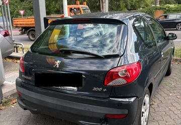 Peugeot 206 187.148 km 2.000 &euro; Wiesbaden 65201