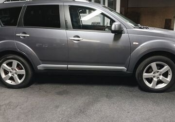 Mitsubishi Outlander 153.360 km 6.900 &euro; Rüsselsheim 65428