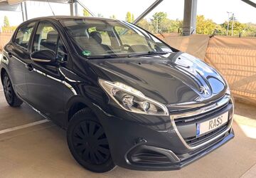 Peugeot 208 92.256 km 6.890 &euro; Ginsheim Gustavsburg 65462