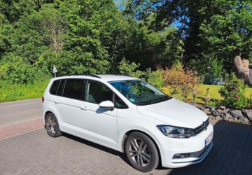 VW Touran 78.000 km 15.499 &euro; Niedernhausen- Engenhahn/Wilpark 65527