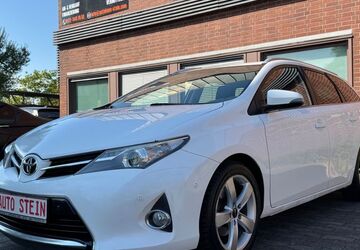 Toyota Auris 249.000 km 5.590 &euro; Rüsselsheim am Main 65428