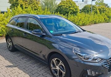 Hyundai i30 56.096 km 13.600 &euro; Kronberg 61476