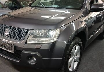Suzuki Grand Vitara 249.000 km 4.990 &euro; Rüsselsheim 65428