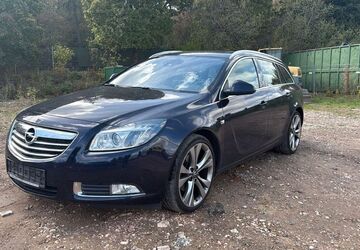 Opel Insignia 254.000 km 1.699 &euro; Wiesbaden 65197