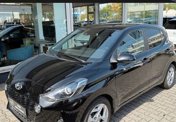 Hyundai i10 4.200 km 13.990 &euro; Geisenheim 65366
