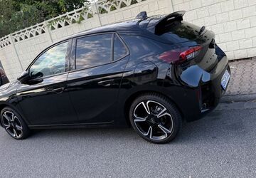 Opel Corsa 6.000 km 22.000 &euro; Rüsselsheim 65428