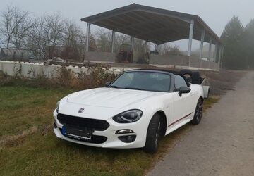 Fiat 124 Spider 26.820 km 21.900 &euro; Bad Schwalbach 65307