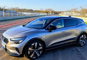 Renault Megane E-TECH 19.000 km 26.500 &euro; Griesheim 64347