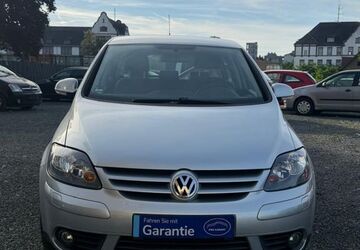 VW Golf 152.566 km 3.299 &euro; mainz kastel 55252
