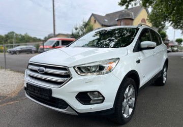 Ford Kuga 146.000 km 10.999 &euro; Wiesbaden 65203