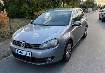 VW Golf 278.000 km 3.100 &euro; Weiterstadt 64331