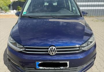 VW Touran 75.648 km 16.000 &euro; Mörfelden-Walldorf 64546