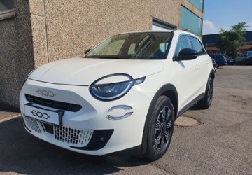 Fiat 600 8.800 km 20.990 &euro; Mainz 55120