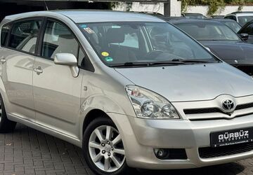 Toyota Corolla Verso 145.000 km 4.890 &euro; Wiesbaden 65201