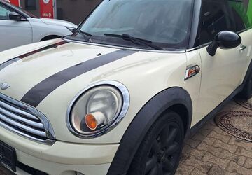 Mini ONE 143.802 km 2.900 &euro; Idstein 65510