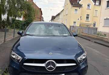 Mercedes-Benz A 180 66.000 km 20.500 &euro; Wiesbaden 65205