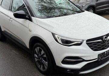 Opel Grandland (X) 128.000 km 12.800 &euro; Wiesbaden 65203