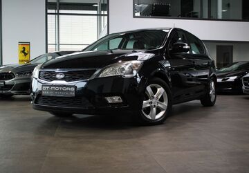 Kia ceed / Ceed 112.000 km 6.900 &euro; Griesheim/Darmstadt 64347