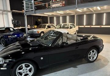 Mazda MX-5 34.800 km 14.900 &euro; Eddersheim 65795