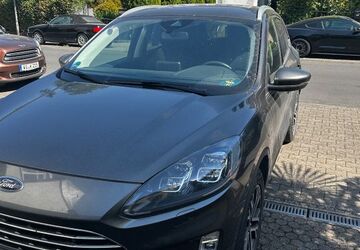 Ford Kuga 58.000 km 19.900 &euro; Wiesbaden 65193