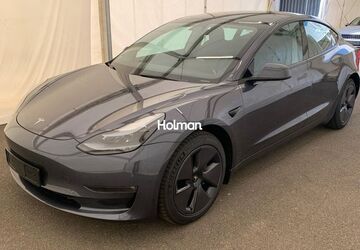 Tesla Model 3 44.308 km 32.007 &euro; Eschborn 65760