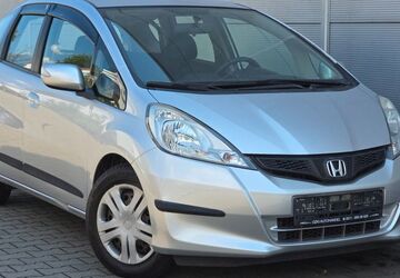 Honda Jazz 91.927 km 8.900 &euro; Wiesbaden 65201
