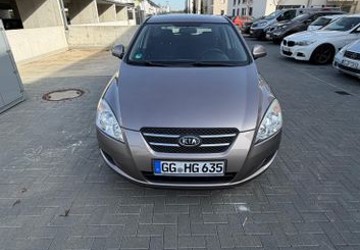 Kia ceed / Ceed 77.000 km 4.800 &euro; Kelsterbach 65451