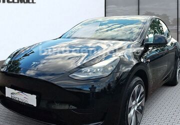 Tesla Model Y 60.000 km 31.900 &euro; Flörsheim am Main 65439