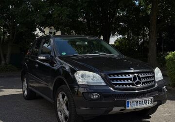 Mercedes-Benz ML 320 323.000 km 5.400 &euro; Wiesbaden 65207