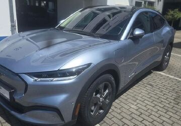 Ford Mustang Mach-E 51.000 km 32.990 &euro; Rüsselsheim 65428