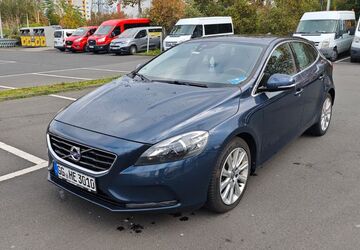 Volvo V40 175.000 km 9.850 &euro; Kelsterbach 65451