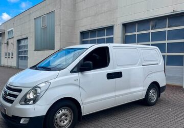 Hyundai H-1 Starex 380.000 km 5.999 &euro; Groß Gerau 64521